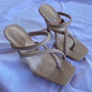 Viviany sandal heels